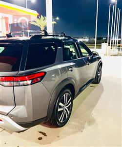 نیسان پاسفایندەر